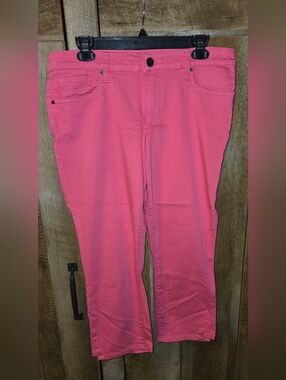 Kut from the Kloth Pink Cropped Jeans Size 12